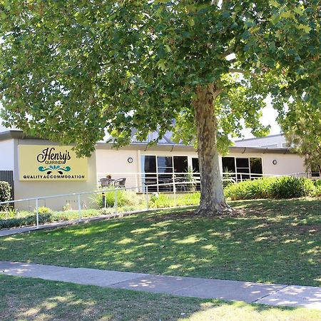 Готель Henry'S Quirindi Екстер'єр фото